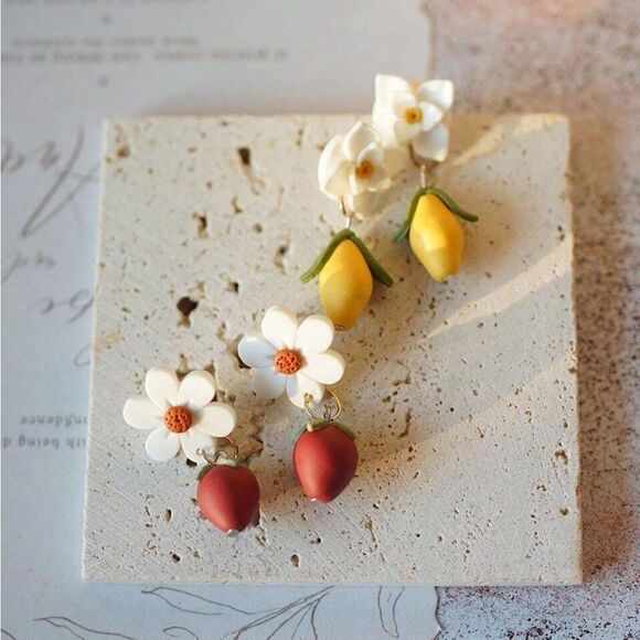 Anthropologie Jewelry - Lemon and Flower Earrings A1227